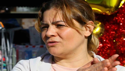 Çiğ köfte aldıktan sonra cüzdanını düşürdü, güvenlik kamerasını izleyince şoke oldu