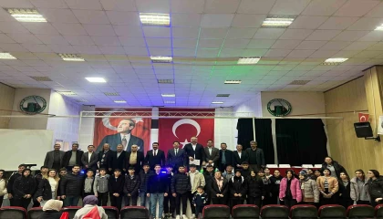 Fekede Karacaoğlan gençlere aktarıldı