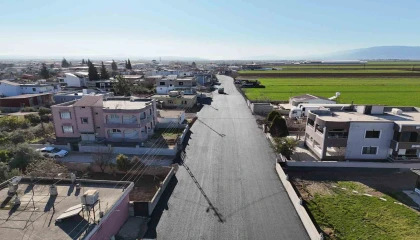 Kumluda ana caddeler asfaltlanıyor