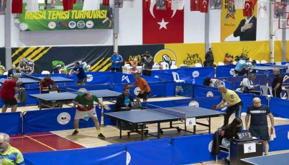 Mersin 4. Veteranlar Masa Tenisi Turnuvasında 196 sporcu yarıştı