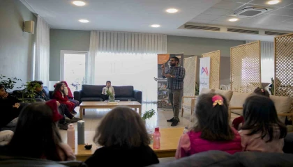 Mersinde çocuklar için Felsefe Atölyesi düzenlendi