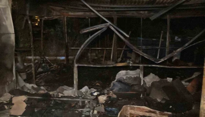 Mersinde ev yangınında 1 kişi hayatını kaybetti