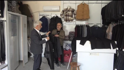 Osmaniyede kurulan Cumhuriyet Çarşı hizmete başladı