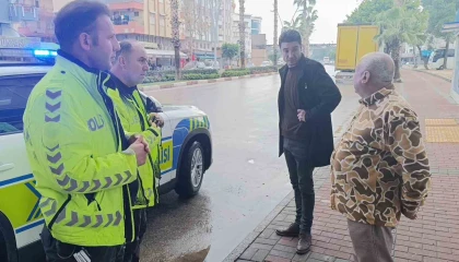 Polis ekibi kazazedeleri ATM başında pazarlık yaparken buldu