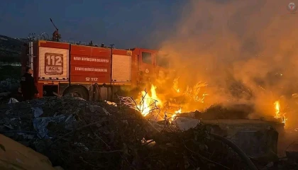 Samandağda kamışlık ve boş arazide çıkan yangın söndürüldü