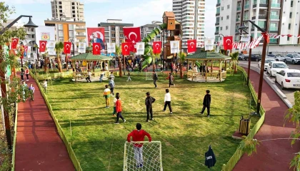 Tarsusta Mutlu Çocuk Parkı açıldı