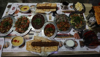 Adana Kebap, iftarda hem gözü hem de mideyi doyuracak