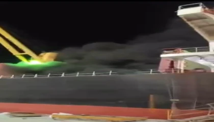 Adanada limanda gemi yangını