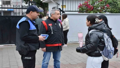 Adanada sokaklarda çocukların ve gençlerin korunmasına yönelik denetim yapıldı