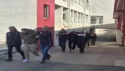 Adanada tarım işçisi kılığındaki 4 DEAŞlı yakalandı