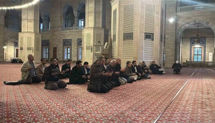 Adanalılar Ferdi Tayfurun mevlidine ilgi göstermedi