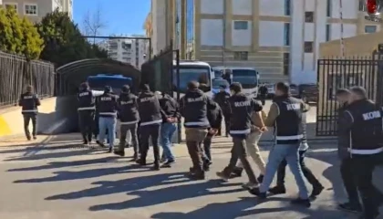 Antalya merkezli 4 ilde dolandırıcılık operasyonu: 20 gözaltı
