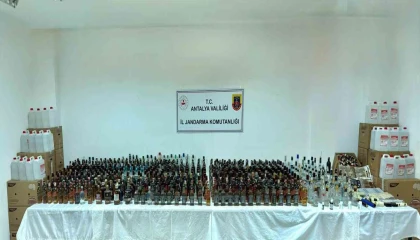 Antalyada 5 bin litre kaçak/sahte alkol ele geçirildi