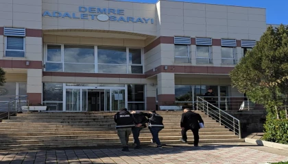 Antalyada FETÖ operasyonlarında 62 şüpheli tutuklandı