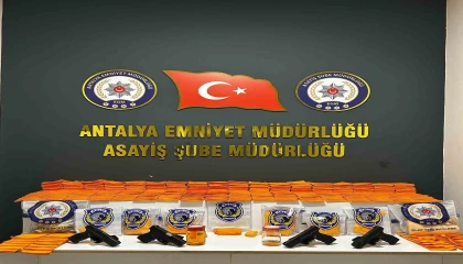 Antalyada iş yerine kurşun yağdıran şüpheliler yakalandı