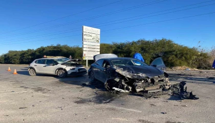 Antalyada zincirleme kaza: 2 yaralı