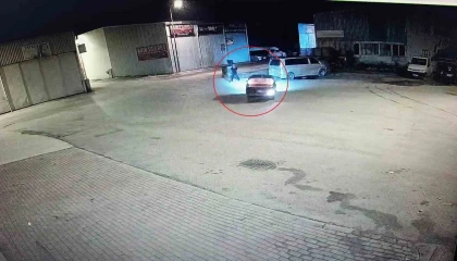 Arkadaşı drift atarken, o kamerayla kaydetti