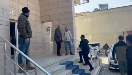 Arkadaşlar arasında şakalaşma kanlı bitti: 1 ölü