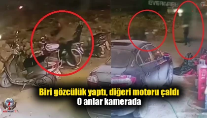 Biri gözcülük yaptı, diğeri motoru çaldı: O anlar kamerada