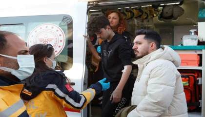 Bodrum katta çıkan yangın apartman sakinlerine panik yaşattı