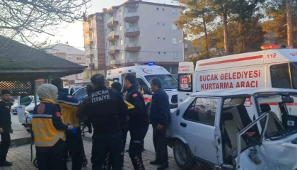 Burdurda 3 aracın karıştığı kazada 9 kişi yaralandı