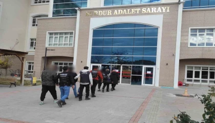 Burdurda 8 uyuşturucu şüphelisi tutuklandı