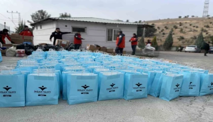Bursadan deprem bölgesine yardım eli