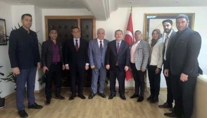 Çorumlu iş insanları Muratpaşa Kaymakamı ile bir araya geldi