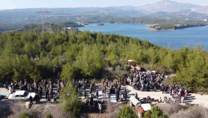 Çukurova çiftçileri yağmur duasına çıktı