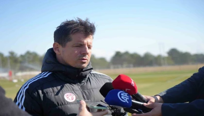 Emre Belözoğlu: Kasımpaşa maçını ön bir viraj olarak görüyoruz