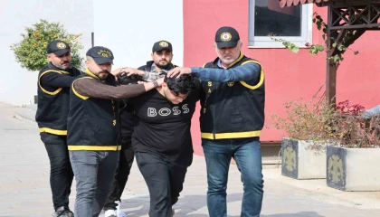 Esnaftan 35 milyon TL haraç isteyen ‘Duygusuzlar çetesi çökertildi