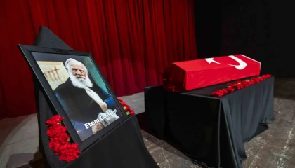 Hat ve kaligrafi ustası, ressam Etem Çalışkan son yolculuğuna uğurlandı