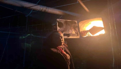 Kadın üreticilerin meşakkatli zirai don nöbeti