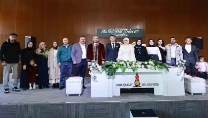 Kahramanmaraşta çiftler 14 Şubatta sevgilerini nikahla ölümsüzleştirdi