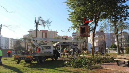 Kepez Belediyesinden Çankaya Mahallesi parkına kapsamlı yenileme