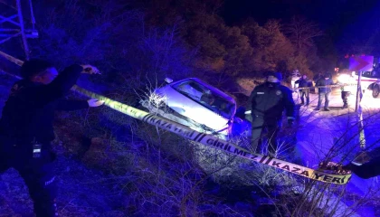 Kontrolden çıkarak şarampole uçan otomobil sürücüsü hayatını kaybetti