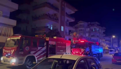 Manavgatta dairede çıkan yangın korku dolu anlar yaşattı