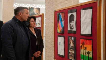 Manavgatta depremzede çocukların eserleri sergilendi