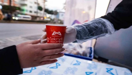 Mersinde başlatılan 1 Ekmek 1 Çorba projesi 2,5 milyon kişiye ulaştı