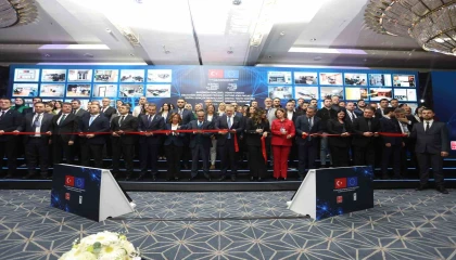 Mersinde Dijital Gençlik Merkezi açıldı