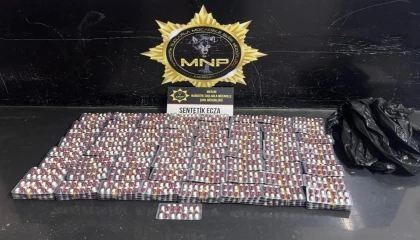 Narkotik polisi tarafından yakalanan uyuşturucu taciri 37 şüpheli tutuklandı