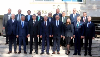 OSBÜK Yönetimi Mersinde toplandı