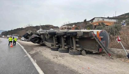 Osmaniyede kontrolden çıkan tanker devrildi