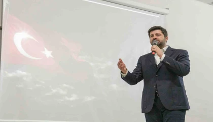 Tarsusta, 6 Şubat depreminde hayatını kaybedenler anıldı