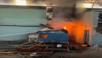 Tarsusta sunta fabrikasında çıkan yangın söndürüldü
