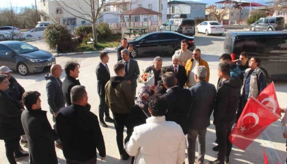 Türkiyenin ilk astronotu Gezeravcı Mutta öğrencilerle buluştu