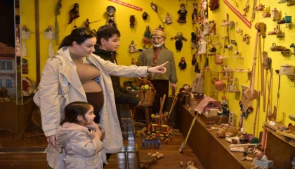 Yarıyıl tatilinin gözdesi Anadolu Oyuncak Müzesi oldu