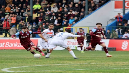 Ziraat Türkiye Kupası: İskenderunspor: 1 - Trabzonspor: 0 (İlk yarı)