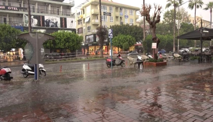 Alanyada sabah saatlerinde yağış etkili oldu