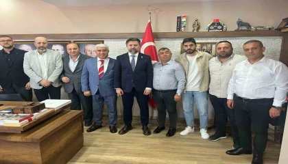 Antalya Çorum İş İnsanları Platformu, MHP İl Başkanı Güneş ile bir araya geldi
